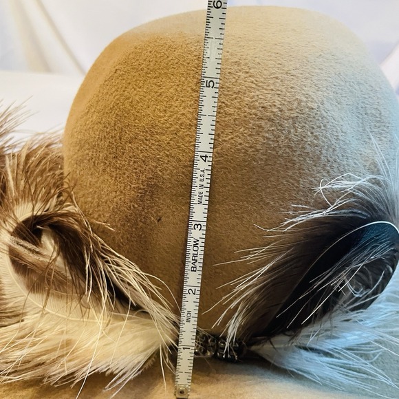 Handmade Eddie Ruth Brooks Tan Felt Feather Hat Wide Brim Vintage Style M/L - Picture 9 of 10